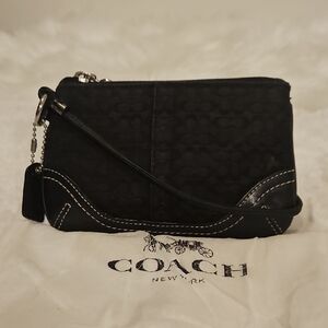 Coach Signature Black Canvas And Leather Vintage Wristlet With Dustbag